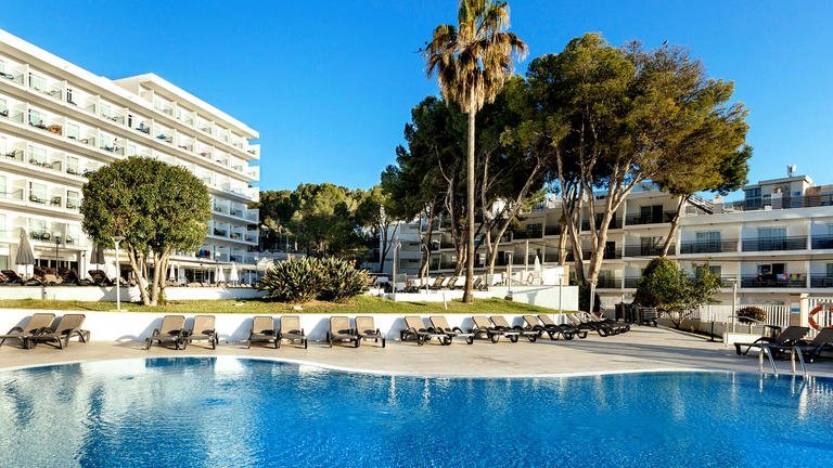Mallorca utazás Hotel Aluasun Torrenova