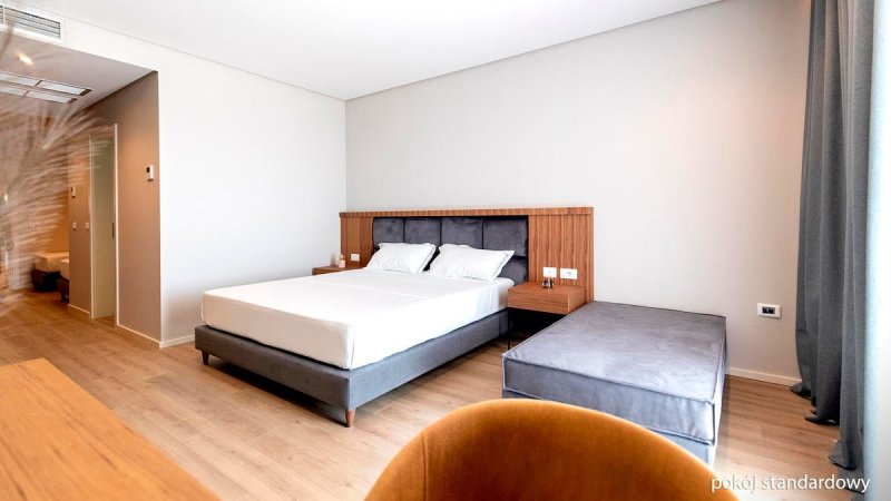 Albánia utazás Hotel AMR