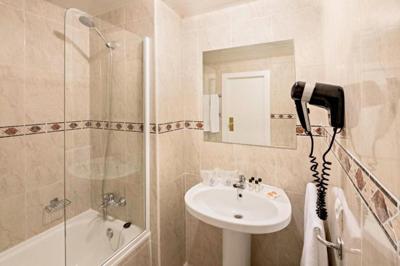 Mallorca El Arenal utazás Hotel Azuline Bahamas