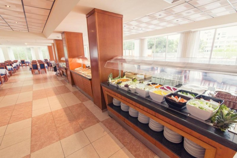 Mallorca El Arenal utazás Hotel Azuline Bahamas