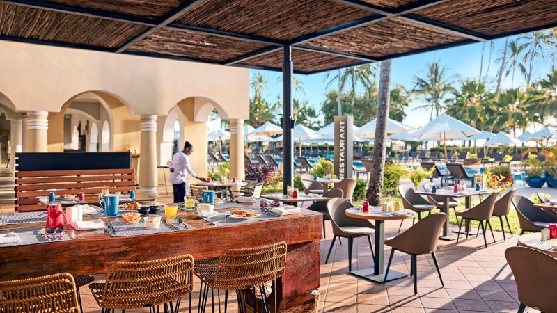 Zanzibár utazás Hotel Bahari Zanzibar