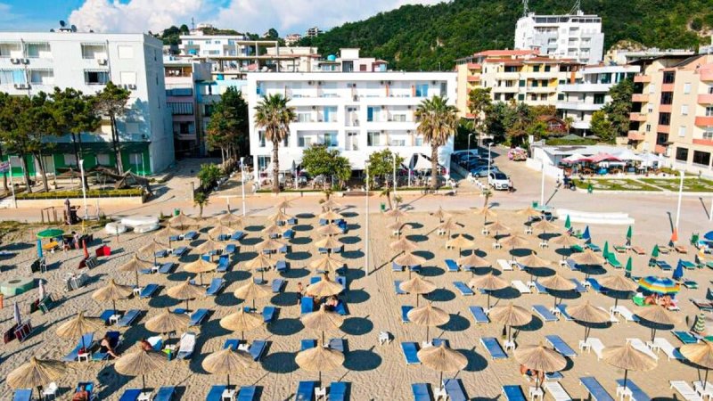 Hotel Besani Albánia
