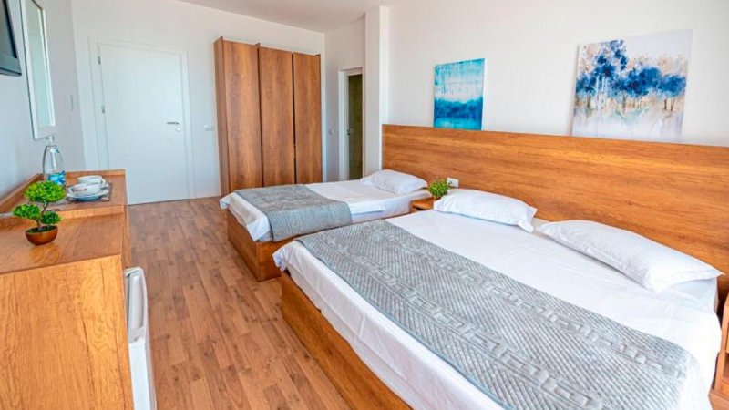 Albánia utazás Hotel Besani