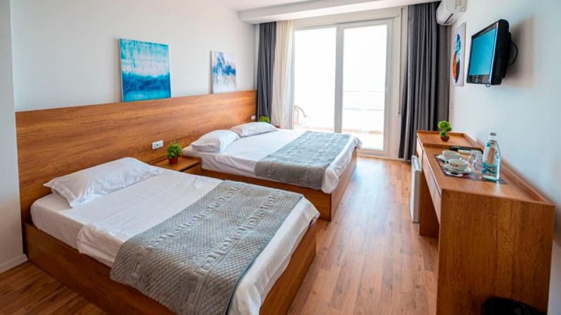 Albánia utazás Hotel Besani