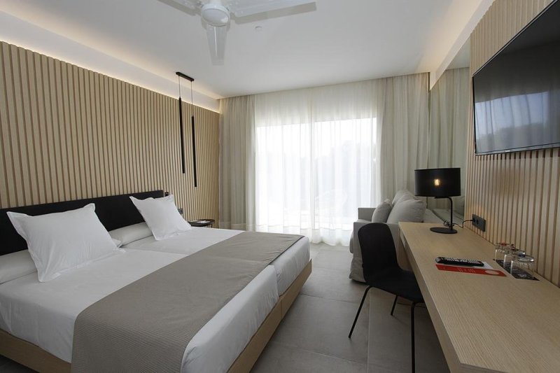 Mallorca Can Pastilla utazás Hotel BG Caballero