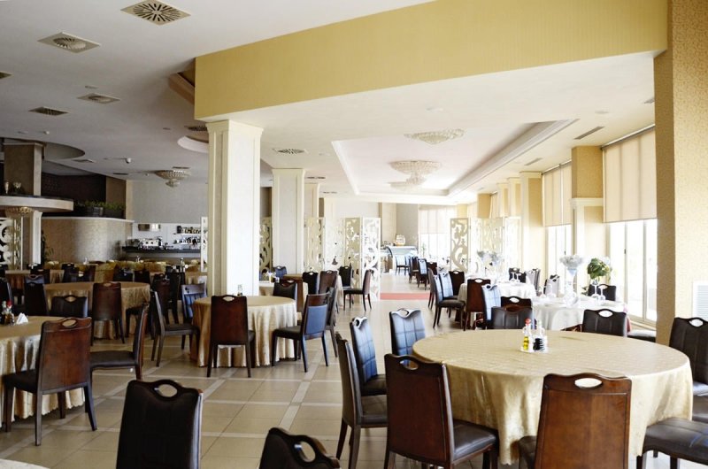 Durres utazás Hotel Bleart