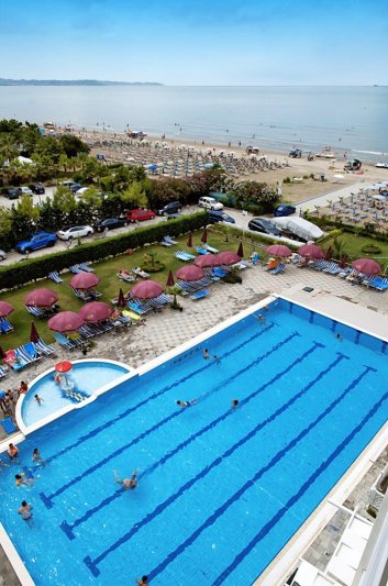 Durres utazás Hotel Bleart