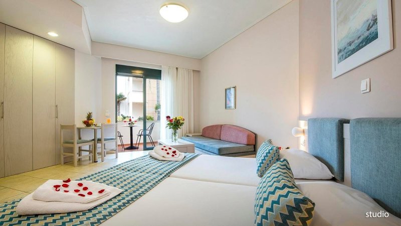 Kréta Kato Stalos utazás Hotel Creta Palm