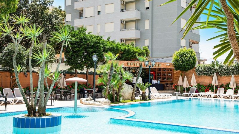 Hotel Dyrrah Albánia