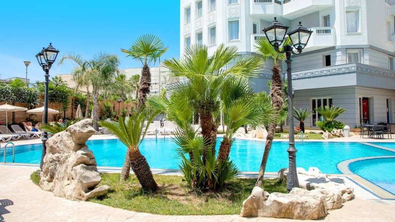 Hotel Dyrrah Albánia