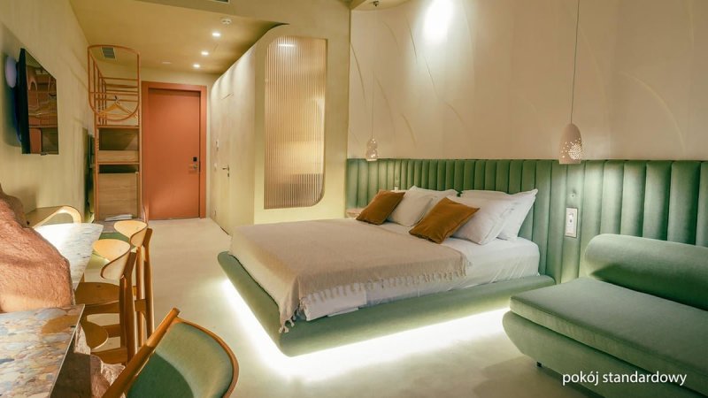 Durres utazás Hotel Epidamn White Sensation