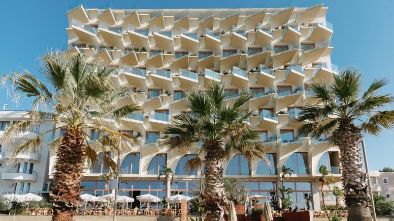 Durres utazás Hotel Epidamn White Sensation