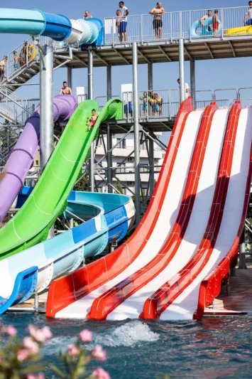 Durres Golem utazás Hotel Fafa Aqua Palace