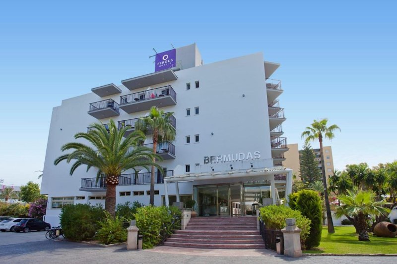 Mallorca Palma Nova utazás Hotel Fergus Bermudas