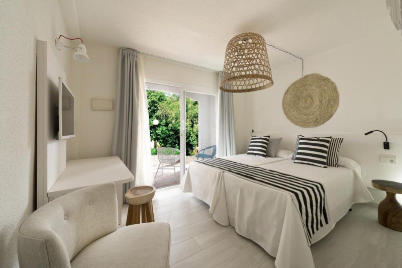 Mallorca Peguera utazás Hotel Fergus Club Europa