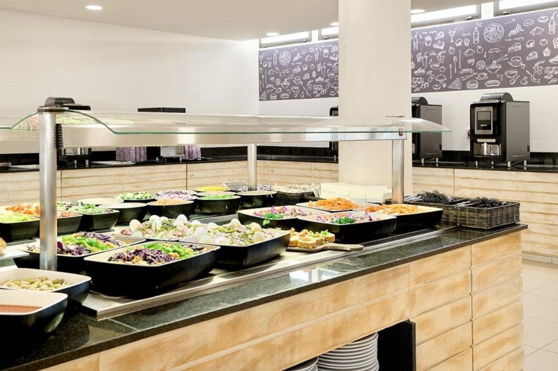 Mallorca Magaluf utazás Hotel Fergus Club Mallorca Waterpark