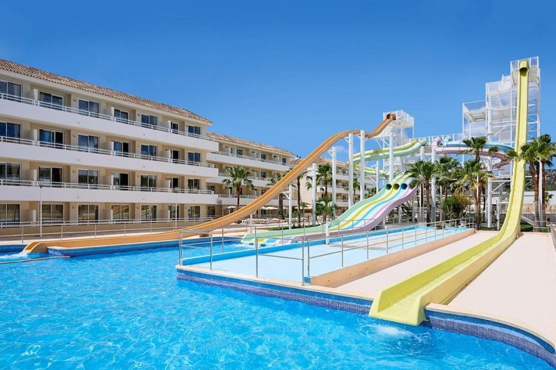 Mallorca Magaluf utazás Hotel Fergus Club Mallorca Waterpark