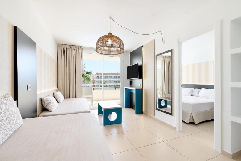 Mallorca Magaluf utazás Hotel Fergus Club Mallorca Waterpark