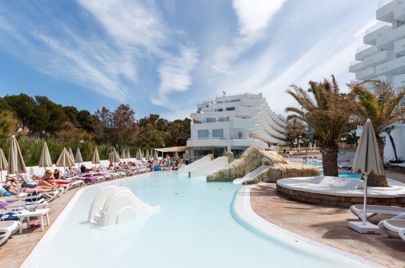 Mallorca Santa Ponça utazás Hotel Fergus Style Cala Blanca Suites