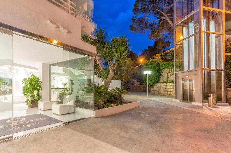 Mallorca Santa Ponça utazás Hotel Fergus Style Cala Blanca Suites