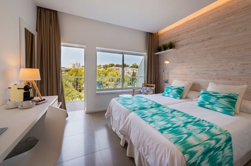 Mallorca Palma Nova utazás Hotel Fergus Style Palmanova