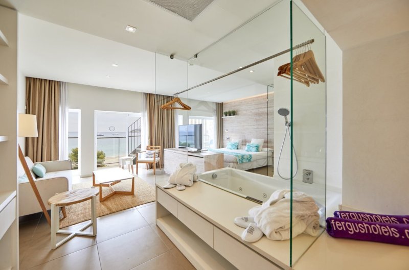 Mallorca Palma Nova utazás Hotel Fergus Style Palmanova