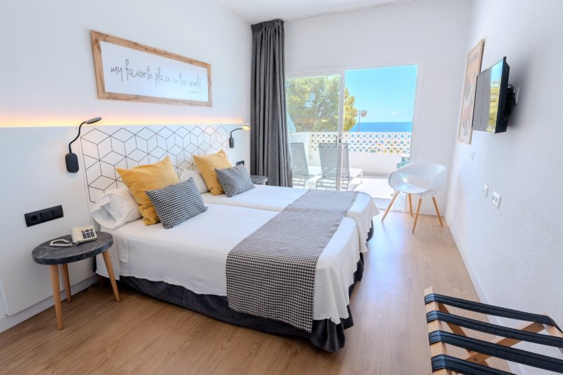 Mallorca Magaluf utazás Hotel Flamboyan-Caribe