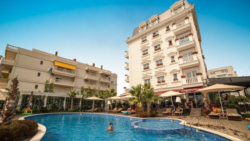 Hotel Flower & Spa Durres