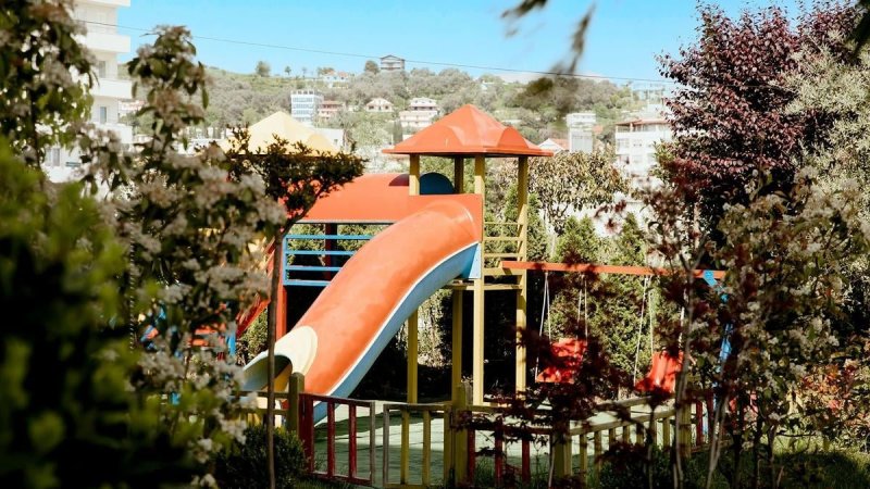 Durres utazás Hotel Flower & Spa