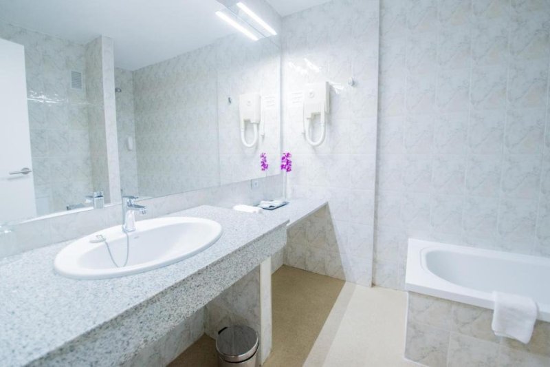 Gran Canaria Playa del Ingles utazás Hotel HL Sahara Playa