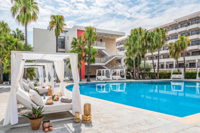 Mallorca Alcudia utazás Hotel Innside Alcudia