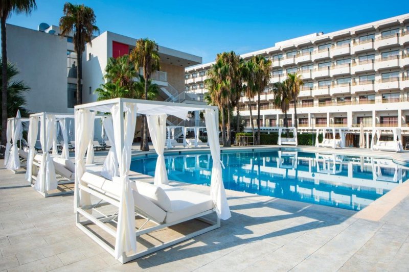 Mallorca Alcudia utazás Hotel Innside Alcudia