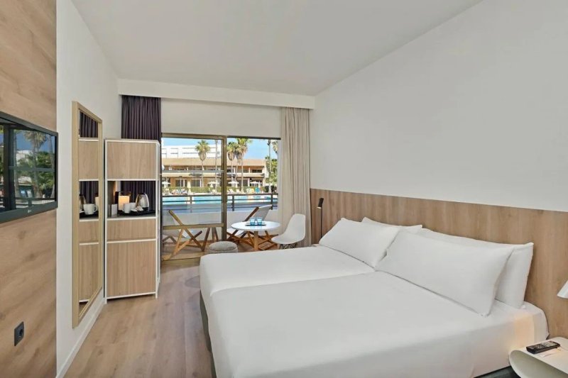 Mallorca Alcudia utazás Hotel Innside Alcudia