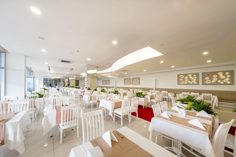 Alanya utazás Hotel Laguna Beach Alya Resort