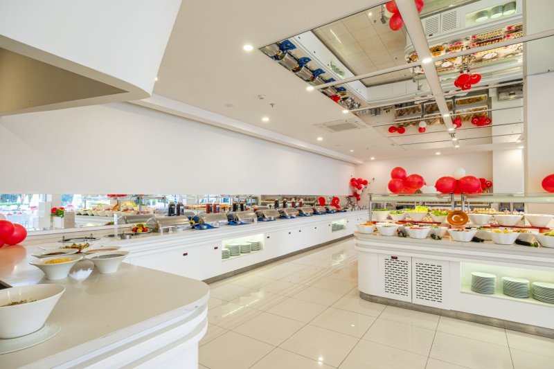 Alanya utazás Hotel Laguna Beach Alya Resort