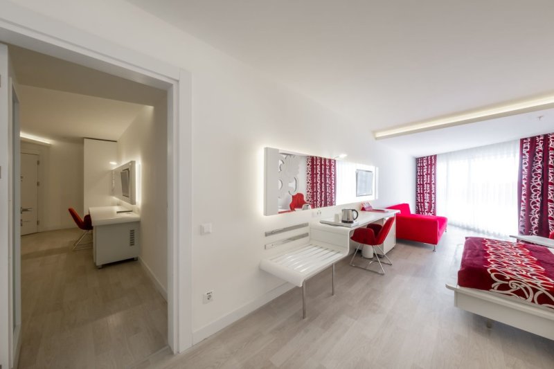 Alanya utazás Hotel Laguna Beach Alya Resort