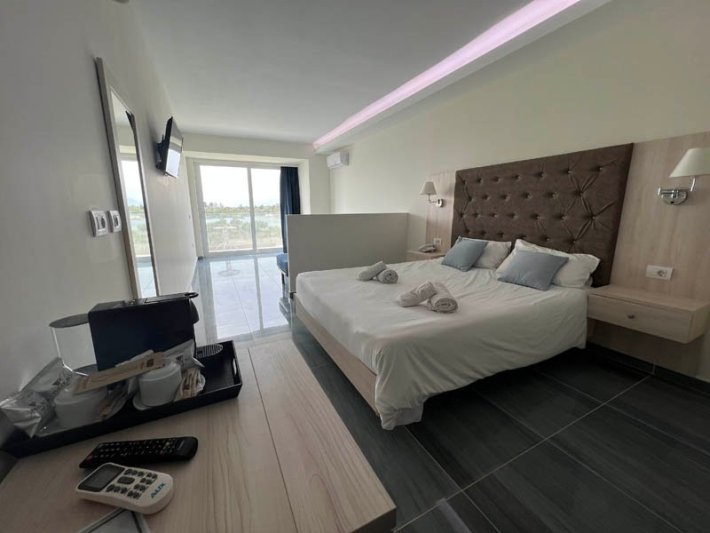 Korfu Perithia utazás Hotel Laguna Holiday Resort