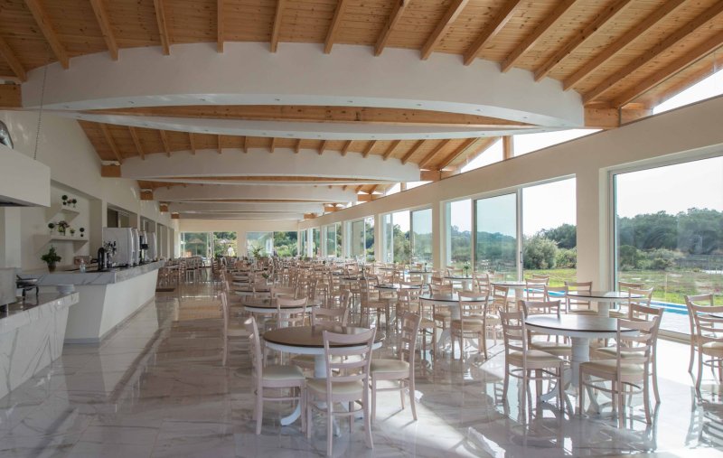 Korfu Perithia utazás Hotel Laguna Holiday Resort