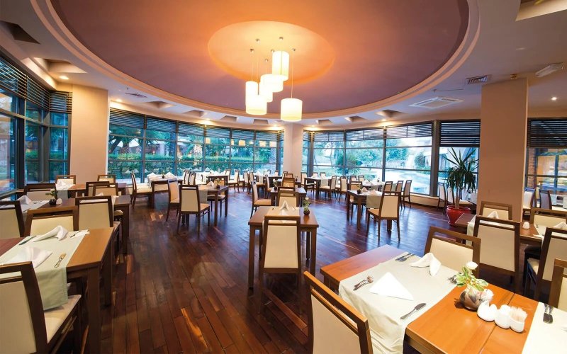 Kemer utazás Hotel Limak Limra