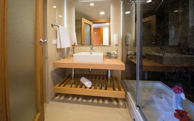 Kemer utazás Hotel Limak Limra