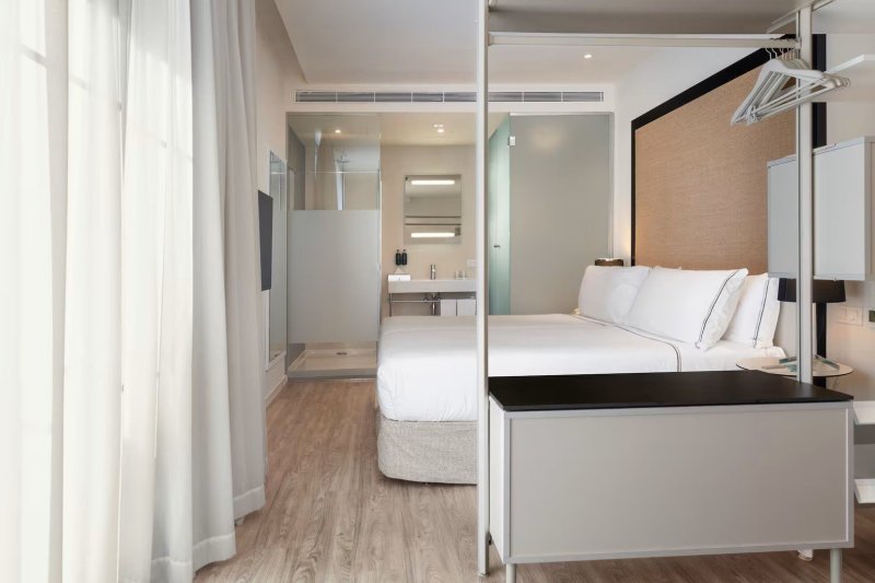 Mallorca Magaluf utazás Hotel Melia South Beach