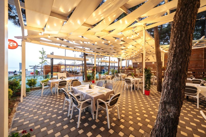 Hotel New Akileda Albánia