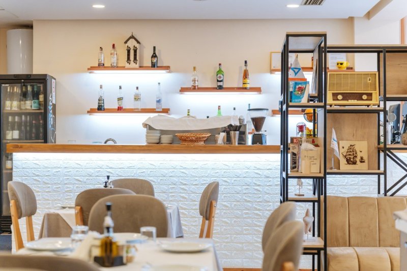 Albánia utazás Hotel New Akileda