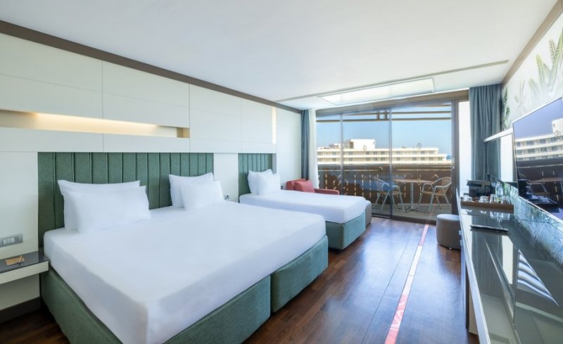 Antalya utazás Hotel Nirvana Cosmopolitan