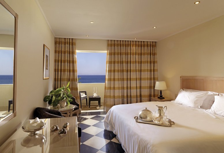 Kréta Agia Pelagia utazás Hotel Out of The Blue