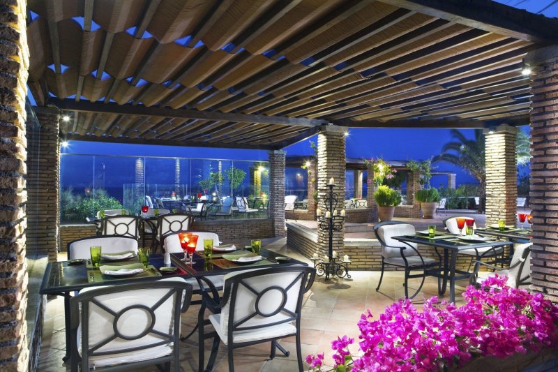 Kréta Agia Pelagia utazás Hotel Out of The Blue