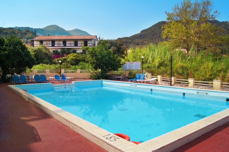 Korfu Messonghi utazás Hotel Potamaki Beach