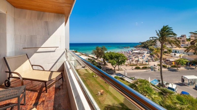 Mallorca Cala Ratjada utazás Hotel Serrano Palace