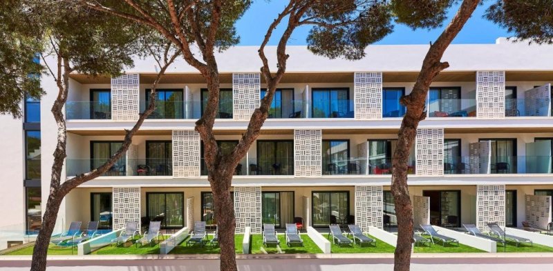 Mallorca Cala Ratjada utazás Hotel & Spa S Entrador Playa