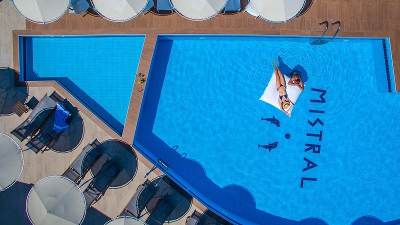 Kréta Istron utazás Mistral Mare